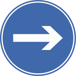 Vorgeschriebene Fahrtrichtung hier rechts