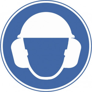Gehörschutz und Kopfschutz benutzen